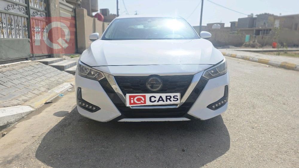 نيسان سنترا